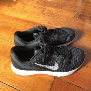 Nike Flex size 7